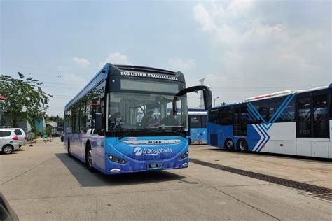 Foto Higer Akan Rakit Bus Listrik Di Indonesia Secara Ckd