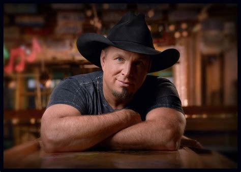 Garth Brooks Adds New Dates To Las Vegas Residency Kftx Fm