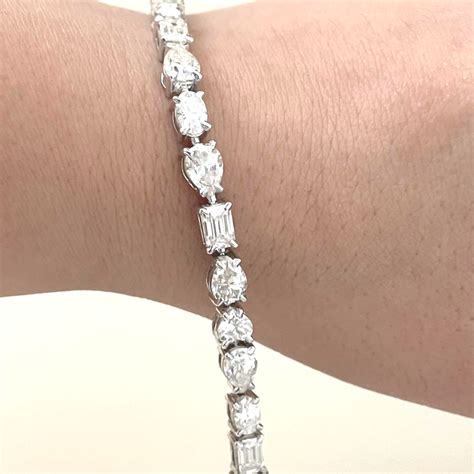 8 Inch Cuban Bracelet 925 Silver Def Moissanite Bussdown Cuban Chain At Rs 108700 हीरे के