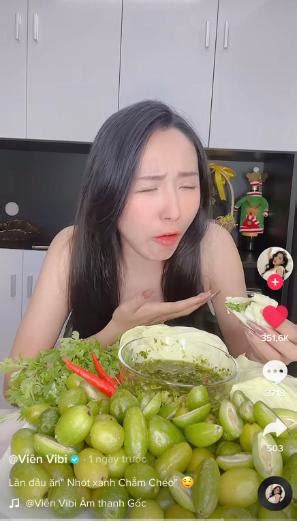 Nhót xanh cuộn bắp cải chấm chẩm chéo hot rần rần trên Tiktok lần đầu được review chân thật và