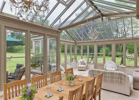 What S The Difference Between A Conservatory And An Orangery