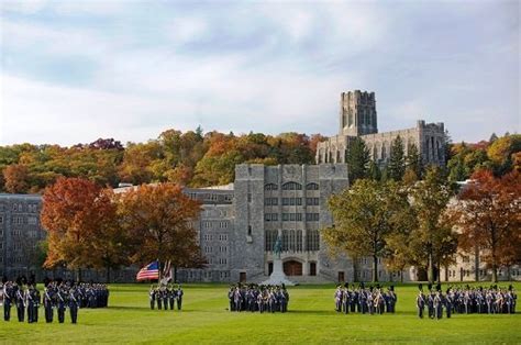 Top 5 U.S. Colleges for the Military | SpouseLink | SpouseLink