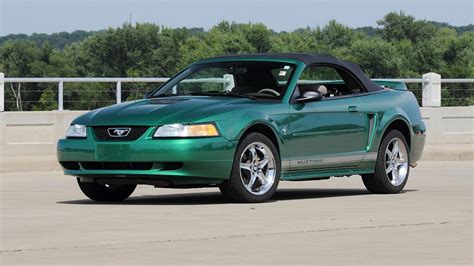 2000 Ford Mustang Convertible for Sale at Auction - Mecum Auctions