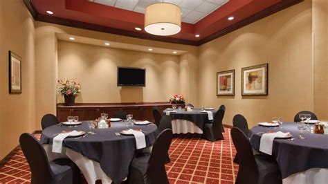 Private Dining B at Embassy Suites by Hilton Charlotte Concord Golf Resort & Spa - Hotel in in ...