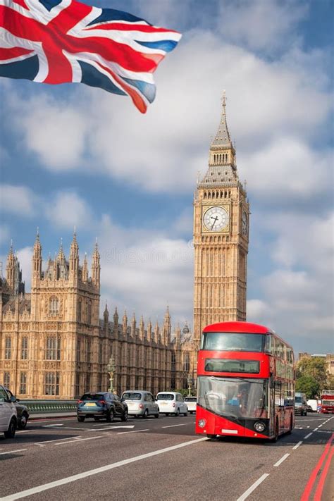 Big Ben O ônibus Vermelho Em Londres Inglaterra Reino Unido