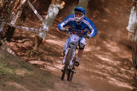 Coupe De Bretagne Descente Vtt Saint Gou No Malo Stephan S Impose