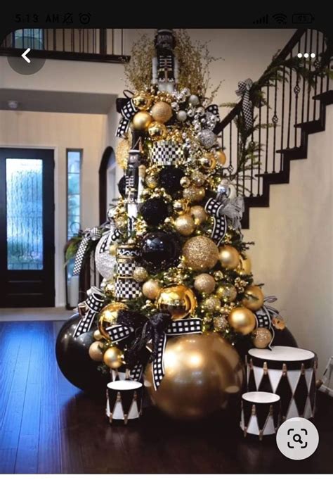 Pin By Patrocinio Vega On Rbol Navidad Black Christmas Decorations