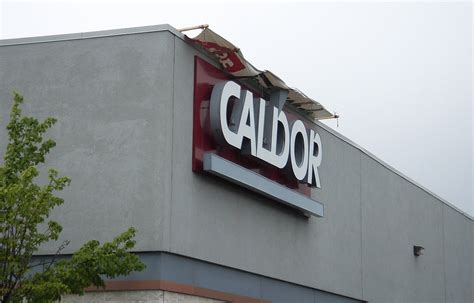 Caldor | Building Side | The Caldor sign is revealed once ag… | Flickr