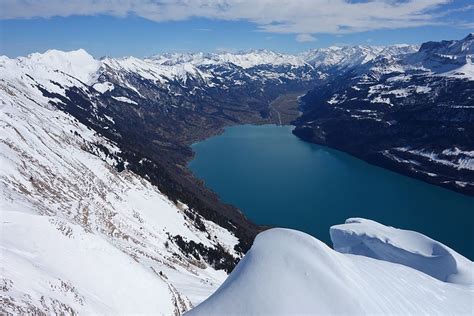 Blick hinüber zum Brienzer Rothorn und Brienzer See Fotos hikr org