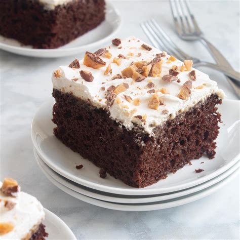 Toffee Poke Cake Recipe How To Make It