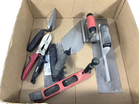 Lot Tools Trowels Bondo Hand Sander