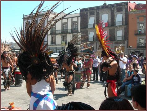 Danzantes Aztecasciudad De México Hoy En Día Los Que Se L Flickr