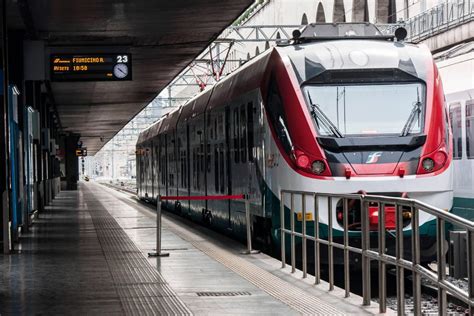 Treni Roma Napoli Rallentamenti E Ritardi