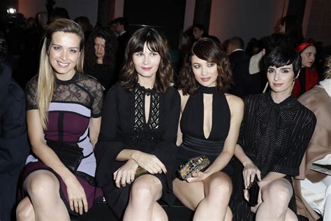 Photo Petra Nemkova Marina Hands Olga Kurylenko Et Paz Vega