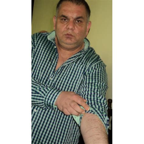Делото срещу сводника Марто Дебелия и двамата полицаи тръгна при ...