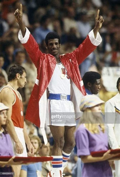 Michael Spinks Olympic Gold Medal 🏅 1976 Olympics Boxing | Medal stand ...