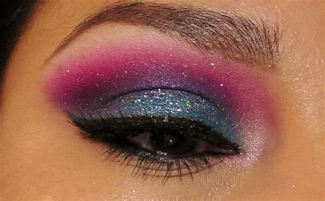 Pink And Blue Eye Shadow Makeup Sparkle Eye Makeup Blue Eyeshadow