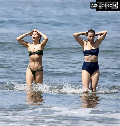 AnnaLynne McCord Sexy Seen Flaunting Her Hot Bikini Body At The Beach