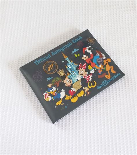 Livro De Aut Grafos Disney Item De Papelaria Disney Nunca Usado