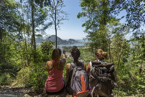 Icmbio Lan A Nova Edi O Sobre Contribui Es Do Turismo Instituto