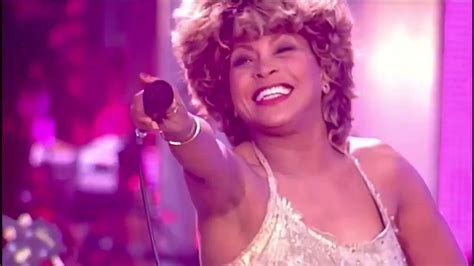 What S Love Got To Do With It Tina Turner Live Wembley 2000 Youtube