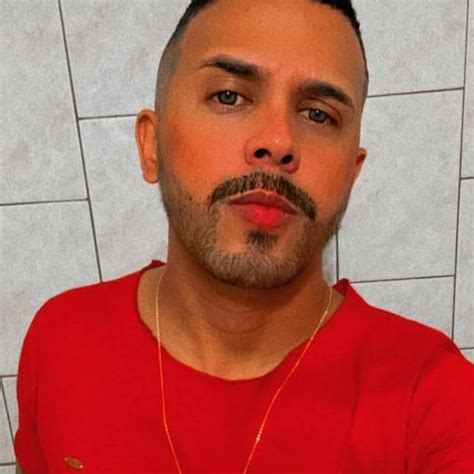 Felipe Oliver Felipeoliver99 • Threads Say More