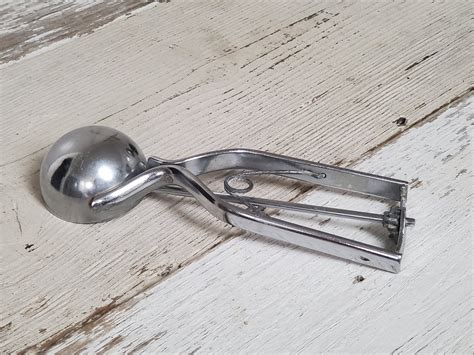 Vintage Ice Cream Scoop Disher By Gilchrist Not Marked Etsy