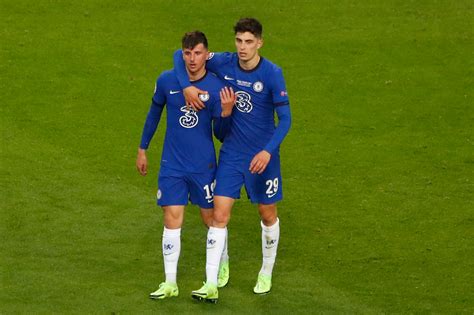 Former Chelsea Star Cesc Fabregas Praises ‘untouchable Mason Mount