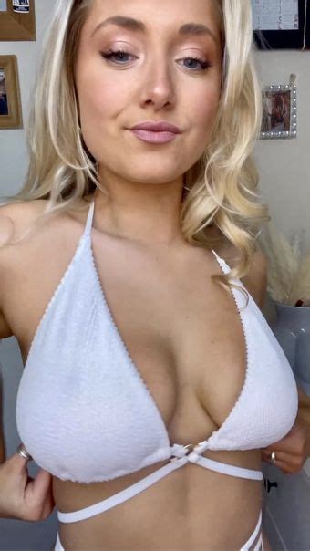 Hari Beavis Thebigtittiecommittee Nude Leaks Onlyfans Leaked Models