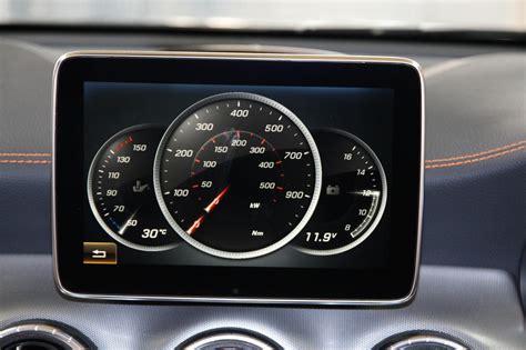 CLA GLA A ベンツ純正オーディオでApple CarPlayAndroid Auto を利用可能にするNTG s BENZ コーディング HOT WIRED ホット