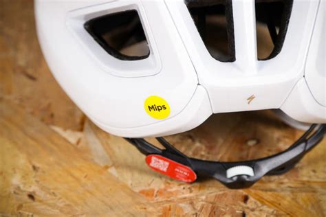 Mips Comes Out Fighting In Helmet Safety Debate Roadcc