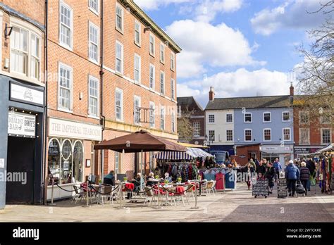 Retford Market Square With People Shopping At The Busy Market Stalls In