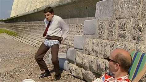 Bean At The Beach Mr Bean Funny Clips Mr Bean Official Youtube