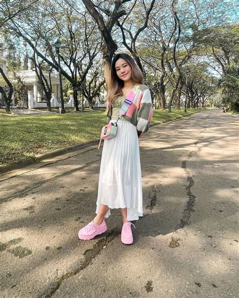 4 Referensi OOTD Cewek Kue Ala Youtuber Jessica Jane Tampil Modis