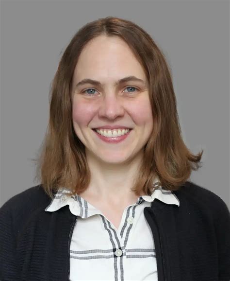 Emily Moore: Trusted Physical Therapist | Beyond Basics PT