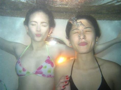 Asian Babes Ellen Adarna Hot Bikini Pics Underwater