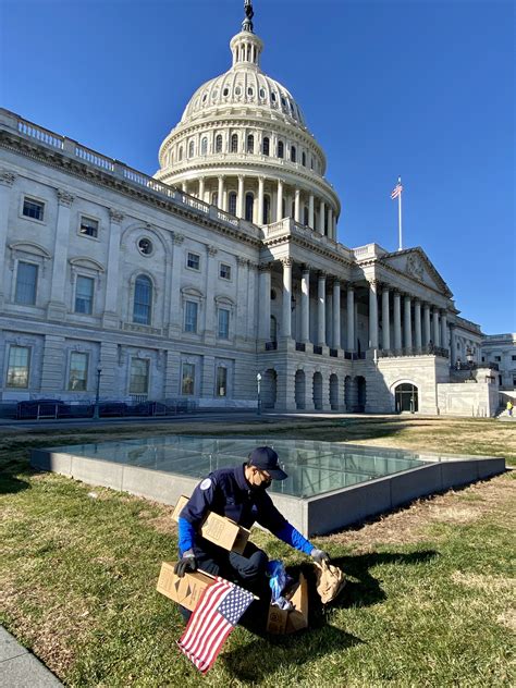 PHOTOS: The Day After the Attack on the Capitol | Washingtonian (DC)