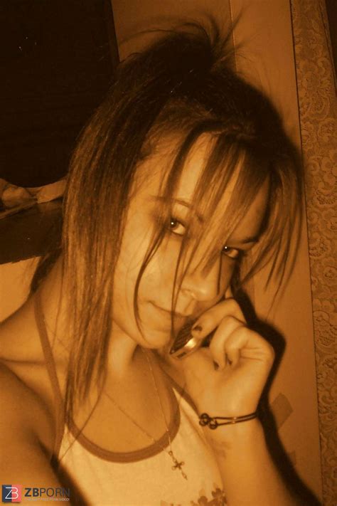 LiLMissWet From MyDiscreetSpace Dot ZB Porn