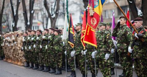 VIDEO Ziua Armatei României marcată la Timișoara printr o ceremonie