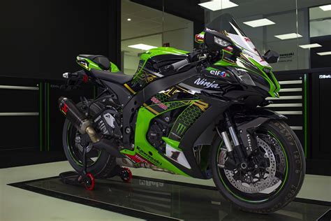 Kawasaki Ninja Zx R Krt Limited Edition Homenaje A Superbikes