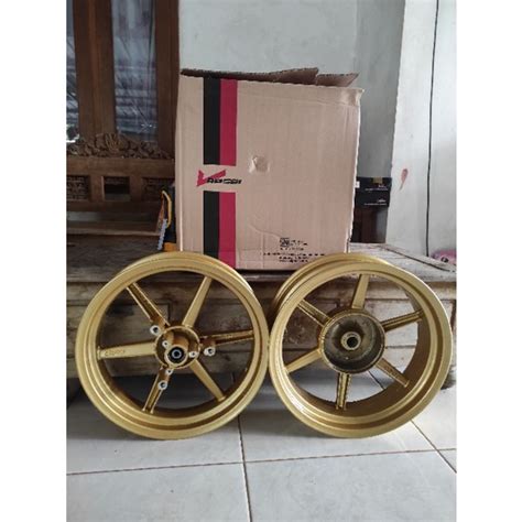 Jual VELG RACING AEROX VENOM STARMAX VROSSI RING 14 GOLD Shopee Indonesia