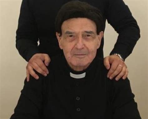 La Diocesi Di Vallo Della Lucania Piange Monsignor Aniello Pignataro