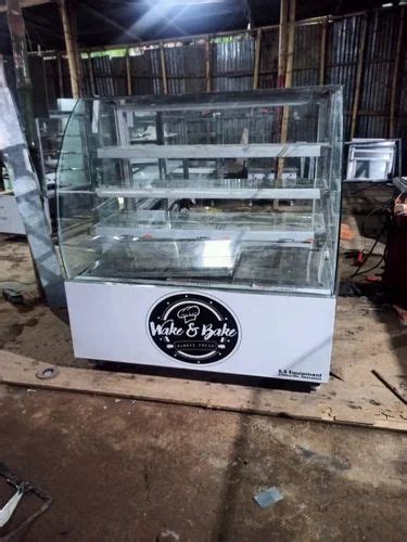 Hot Cold Bakery Display Case At Piece In Guwahati ID
