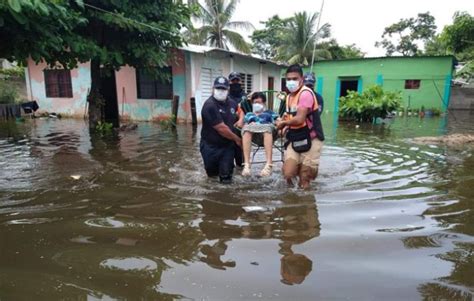 M S De Mil Familias Afectadas Por Las Lluvias En Veracruz Formato Siete