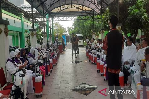 Embarkasi Solo Berangkatkan Jch Ke Tanah Suci Dua Kloter Infomedia