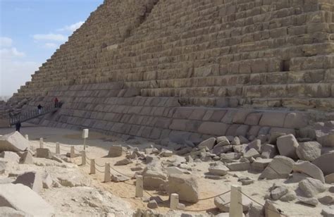 Archaeologists Slam Giza Pyramid Restoration Project In Group Press