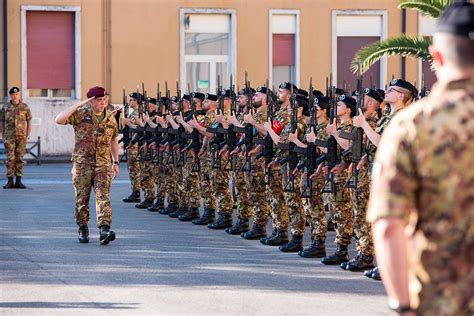 Il Capo Di Sme Ai Comandi Genio E Trasmissioni Esercito Italiano