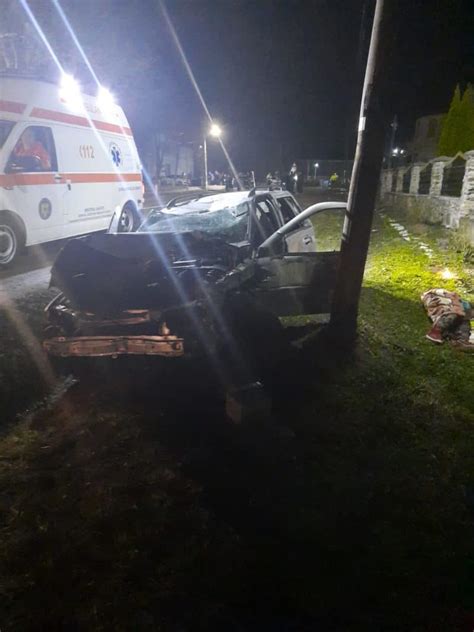 FOTO GRAV accident rutier în Suceava Doi morți și un rănit după ce