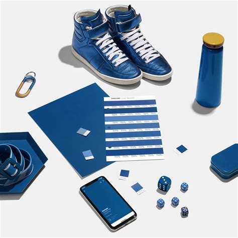 Pantone 2020 Color of the Year : Classic Blue – PadStyle | Interior ...