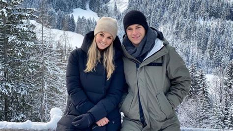 Bayern Star Joshua Kimmich und Lina Meyer im Babyglück Das dritte Kind